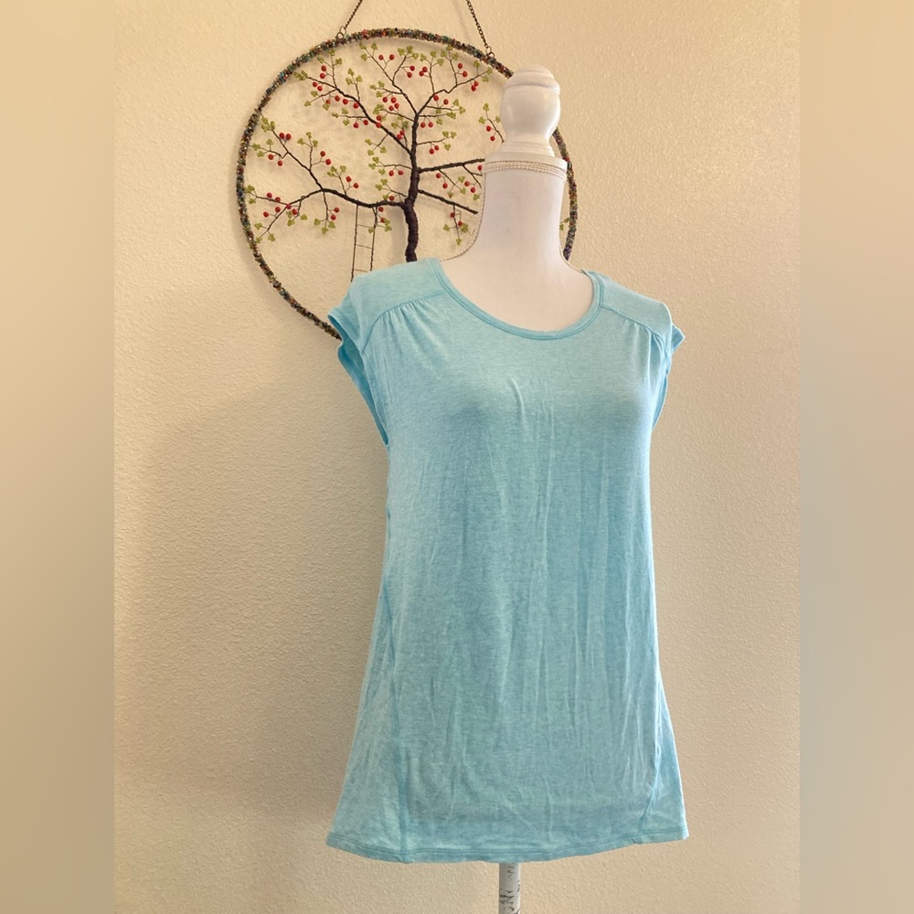Zella Light Blue Relaxed Fit Cap Short Sleeve Workout Top Shirt Size Small